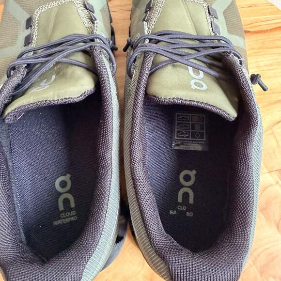 On Cloud 5 Waterproof Women's Running  Sneakers Olive Black Size 7 - Picture 6 of 8